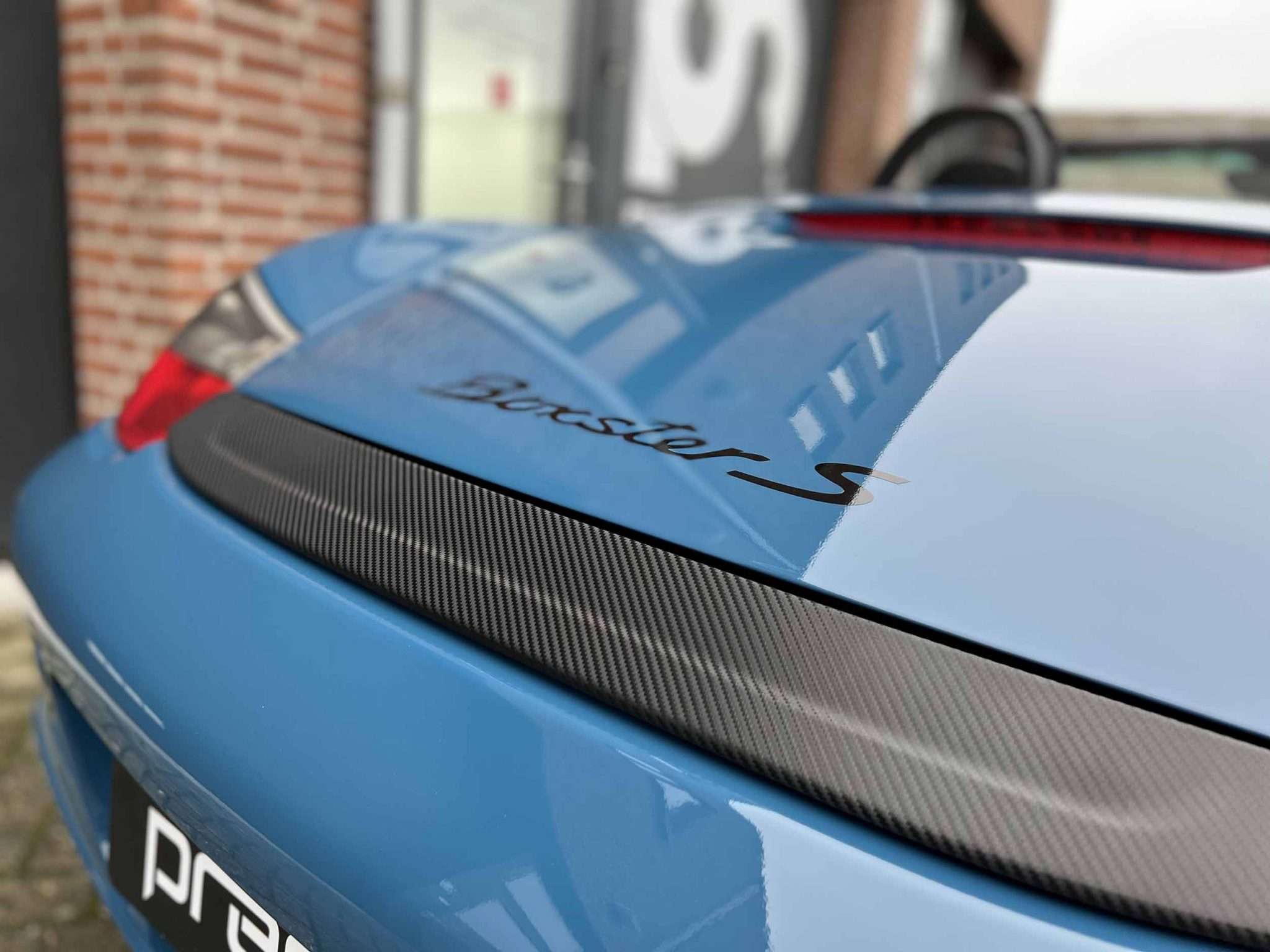 Porsche Boxter met Carwrap in Oslo blue